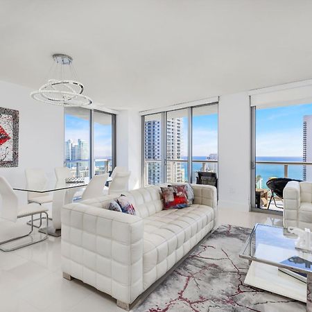 Resort-Style Living With Direct Ocean Views - 3Br Beauty ฮาลลันเดลบีช ภายนอก รูปภาพ