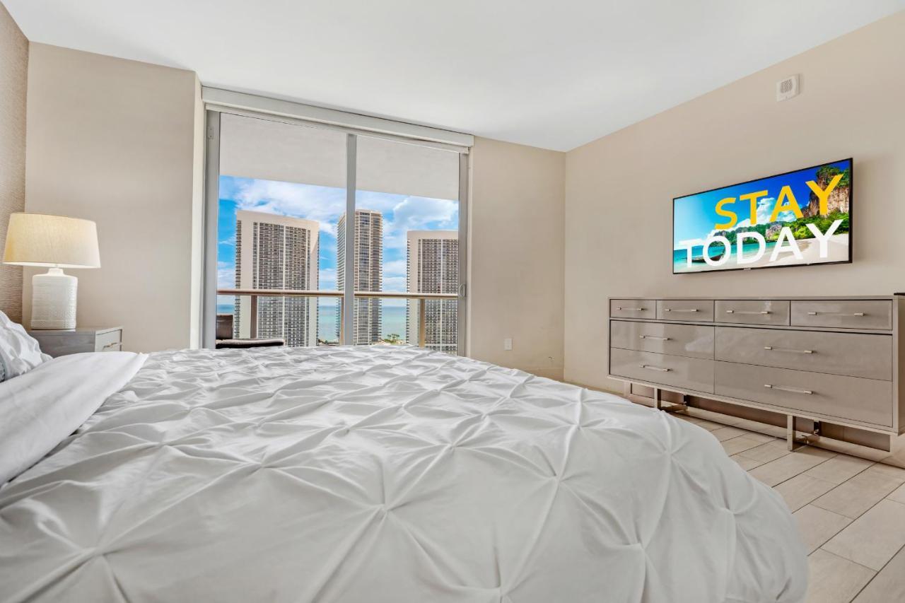 Resort-Style Living With Direct Ocean Views - 3Br Beauty ฮาลลันเดลบีช ภายนอก รูปภาพ