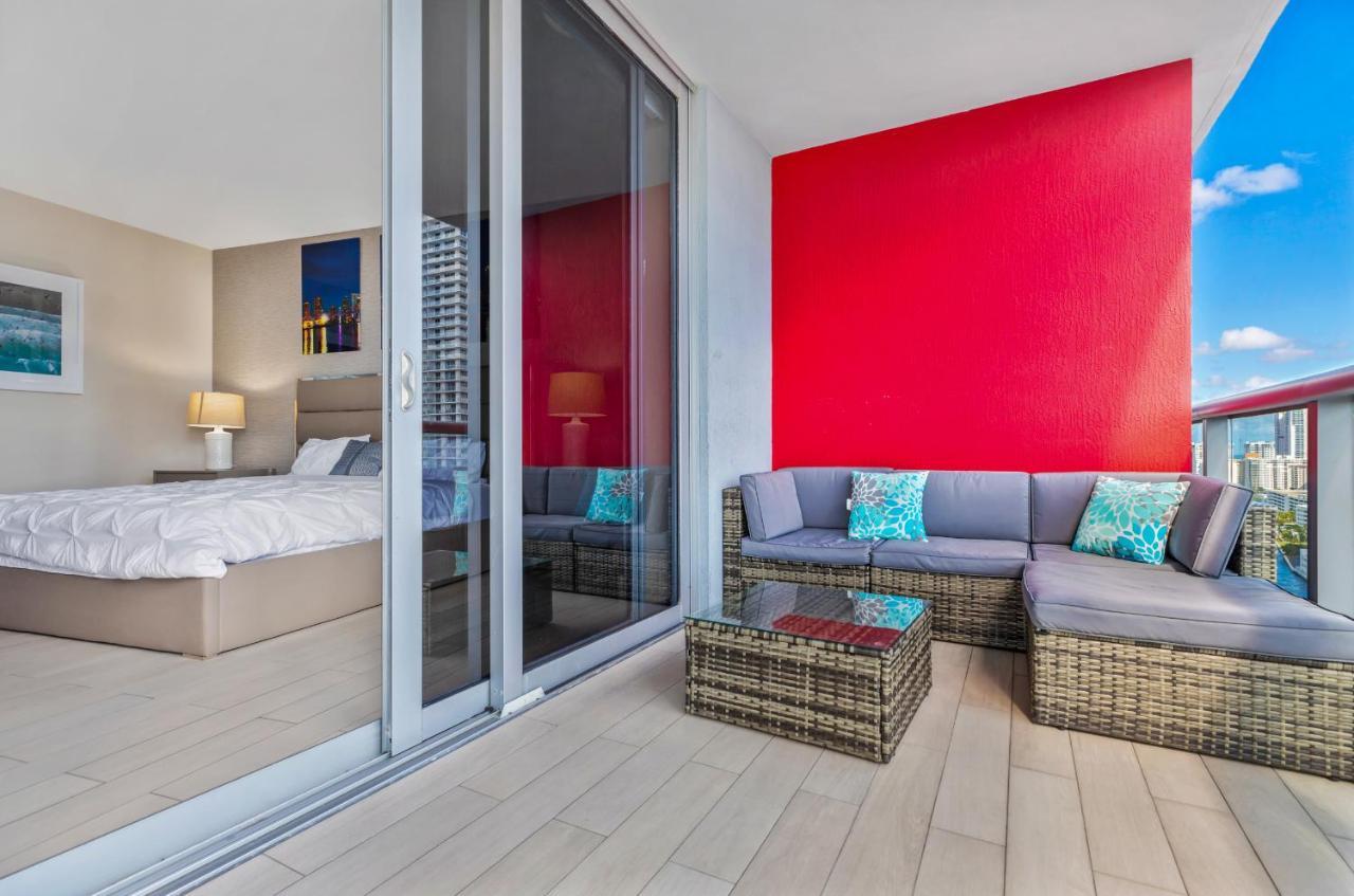 Resort-Style Living With Direct Ocean Views - 3Br Beauty ฮาลลันเดลบีช ภายนอก รูปภาพ