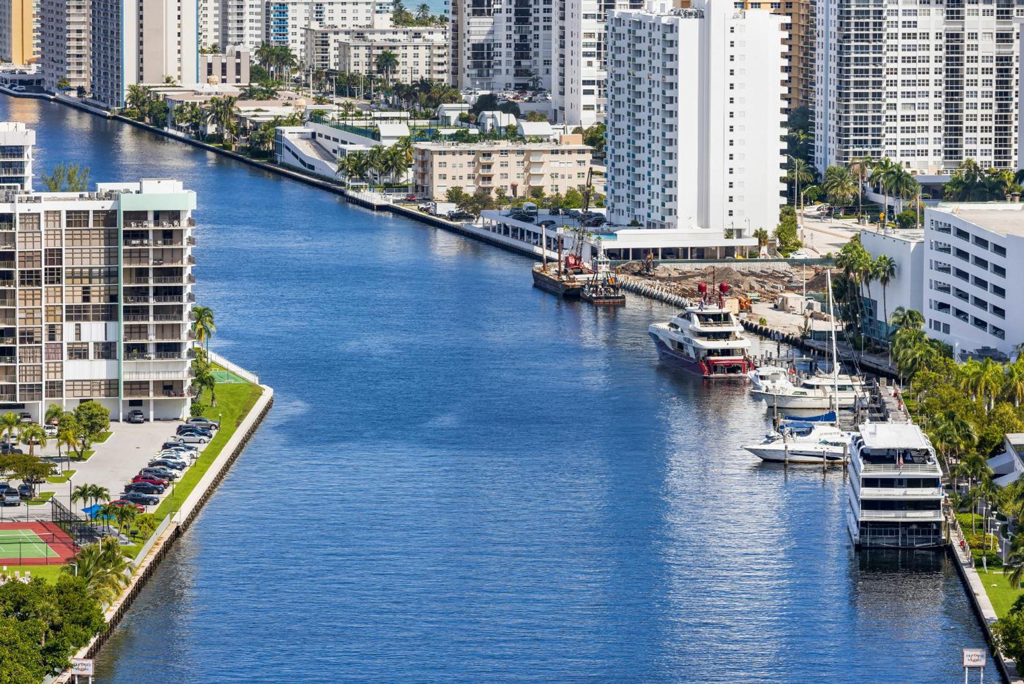 Resort-Style Living With Direct Ocean Views - 3Br Beauty ฮาลลันเดลบีช ภายนอก รูปภาพ