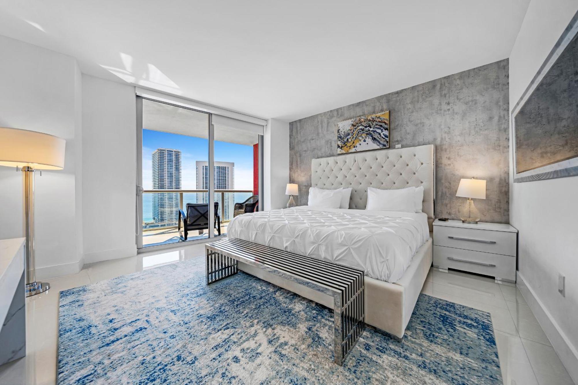 Resort-Style Living With Direct Ocean Views - 3Br Beauty ฮาลลันเดลบีช ภายนอก รูปภาพ