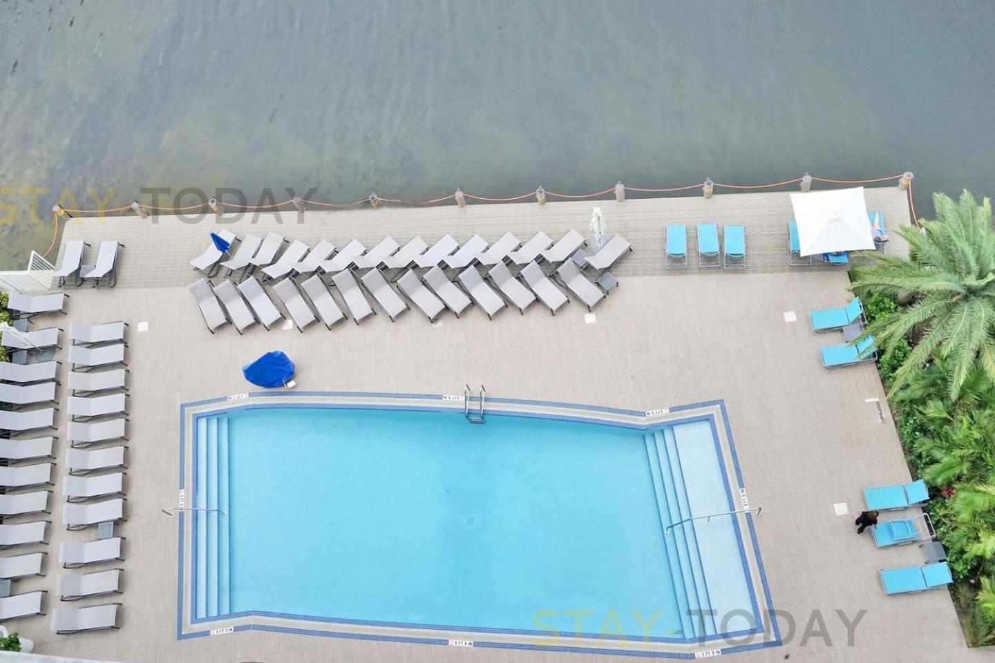 Resort-Style Living With Direct Ocean Views - 3Br Beauty ฮาลลันเดลบีช ภายนอก รูปภาพ